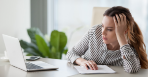 Read more about the article 7 daily habits that keep people small, safe, and unsuccessful