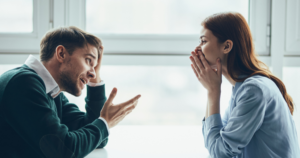 Read more about the article Psychology says these 7 behaviors instantly reveal a lack of social skills