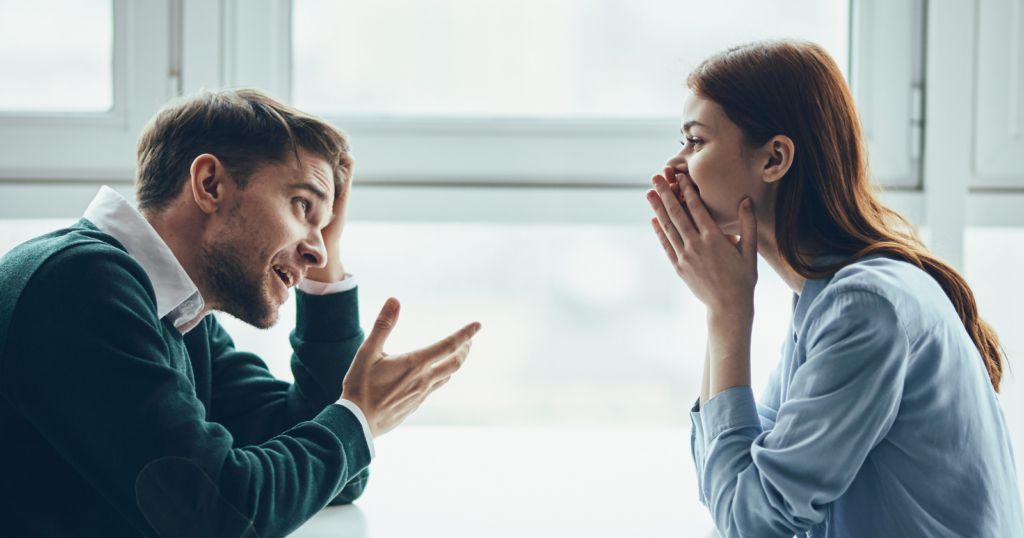 You are currently viewing Psychology says these 7 behaviors instantly reveal a lack of social skills