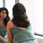 If someone’s deeply insecure but hides it well, they often display these 8 subtle behaviors