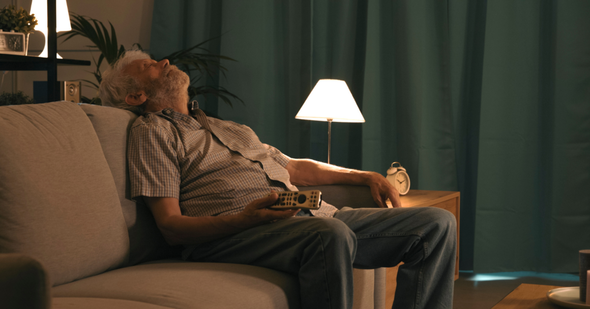 You are currently viewing If you need TV to fall asleep, you likely have these subtle but admirable personality traits