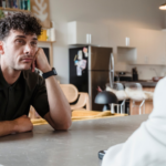 10 habits to say goodbye to if life is starting to feel tedious and repetitive