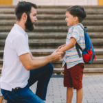 10 subtle behaviors of parents who raise independent and emotionally healthy children