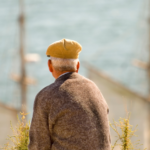 10 behaviors of men who have quietly allowed their happiness to slip away