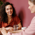 7 behaviors of people who are polite but not genuinely kind, says psychology