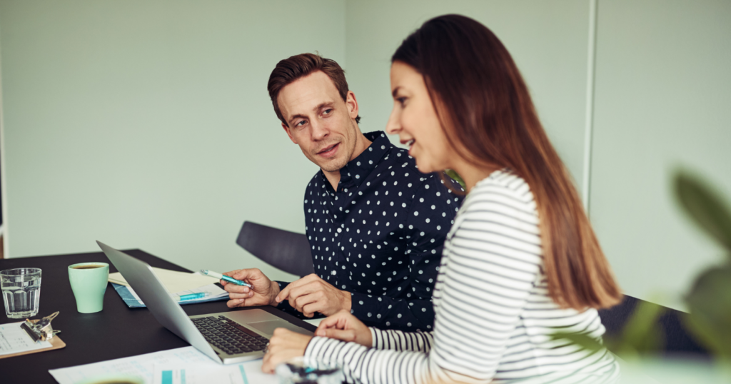 You are currently viewing 8 phrases high-level communicators use in everyday conversation