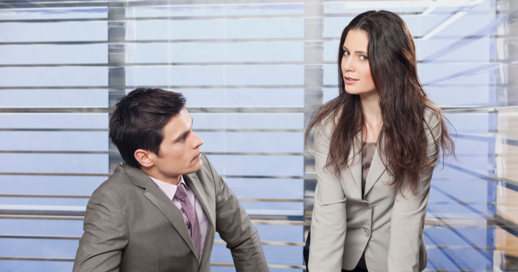 You are currently viewing 7 socially awkward habits that point to low social intelligence, says a psychologist