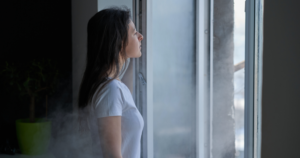 Read more about the article People who keep all the windows open (even during winter) usually display these 7 unique traits, according to psychology