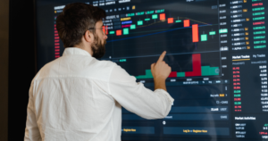 Read more about the article The investment wealthy people make that the middle class completely overlooks