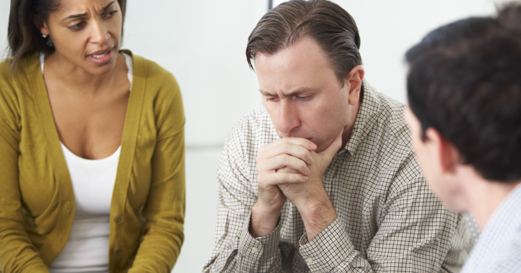 You are currently viewing 7 phrases socially awkward people often say without realizing it