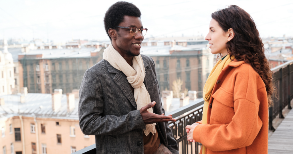 You are currently viewing I felt socially awkward for years, until I discovered these 6 conversation habits that changed everything