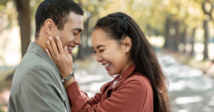 Read more about the article 7 things emotionally sucure men do in relationships that immature men laugh at