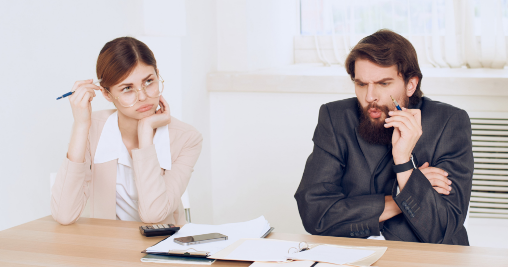 You are currently viewing 7 things people with poor social skills love to complain about, says psychology
