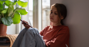 Read more about the article If you display these 7 behaviors in relationships, you probably grew up suppressing your needs