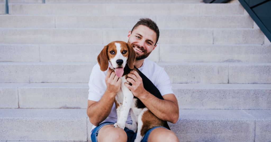 You are currently viewing If you’ve ever felt more at peace around animals than people, psychology says you likely display these 8 rare traits