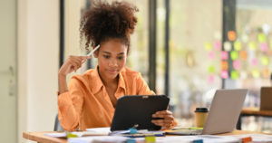 Read more about the article People who get more done in 4 hours than others do in 8 usually follow these 8 success habits