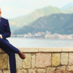If someone always looks rich but never talks about money, they usually follow these 7 habits