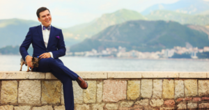Read more about the article If someone always looks rich but never talks about money, they usually follow these 7 habits