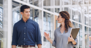 Read more about the article People who are good with words but terrible at connection often display these 8 traits