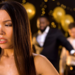 People who dread having to attend weddings usually display these 7 behaviors, according to psychology