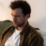 If a man displays these 10 subtle behaviors, he’s given up on trying to be happy