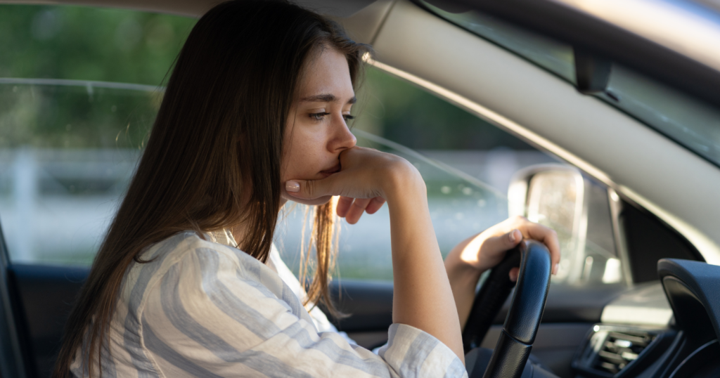 You are currently viewing 10 things women do when they’re quietly battling unhappiness