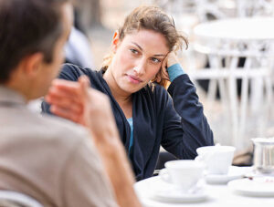 Read more about the article 7 signs someone isn’t actually a good person, even if they seem nice on the surface