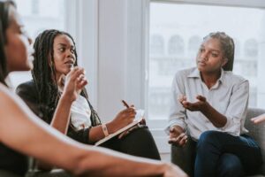 Read more about the article The art of self-respect: 10 phrases strong women use when they’ve outgrown people pleasing