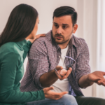 7 little phrases that push people away without you realizing it