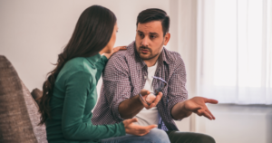 Read more about the article 7 little phrases that push people away without you realizing it