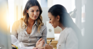 Read more about the article 8 signs you’re dealing with a master manipulator who’s extremely good at hiding it