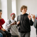 8 phrases unsuccessful people use in everyday conversation