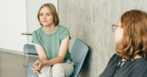 Read more about the article 7 quiet habits of women masking loneliness behind a smile, says psychology