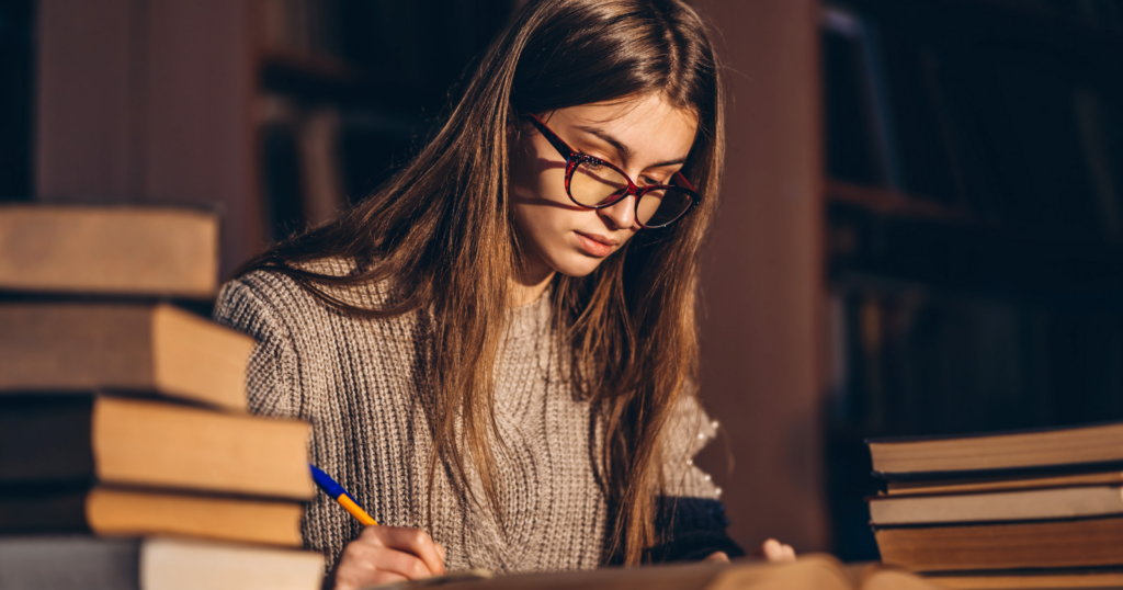 You are currently viewing 7 quirky habits that point to very high intelligence in a person, according to psychology
