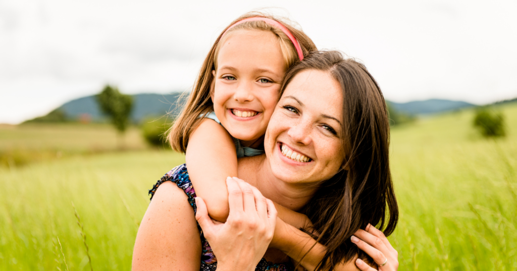 You are currently viewing 7 signs a woman will make a high-quality mother, according to psychology