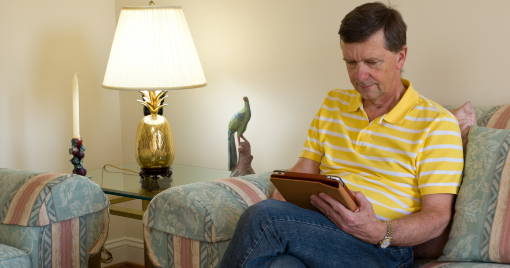 You are currently viewing 8 things boomers are still doing that come across as self-centered in today’s world