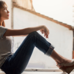 8 subtle social quirks that are actually signs of deep thinking and mental sharpness