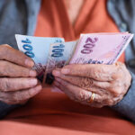 7 Things Wealthy Retirees Refuse to Buy And How It Keeps Them Financially Stress-Free