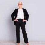 7 Stylist Tricks to Flatter Your Tummy After 60 Without Hiding It